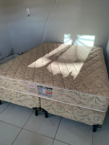 Cama Box casal queen nunca usada