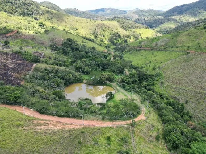Terreno em Condomínio à Venda no Centro de Areal-RJ 20.000 m² de Área Disponível