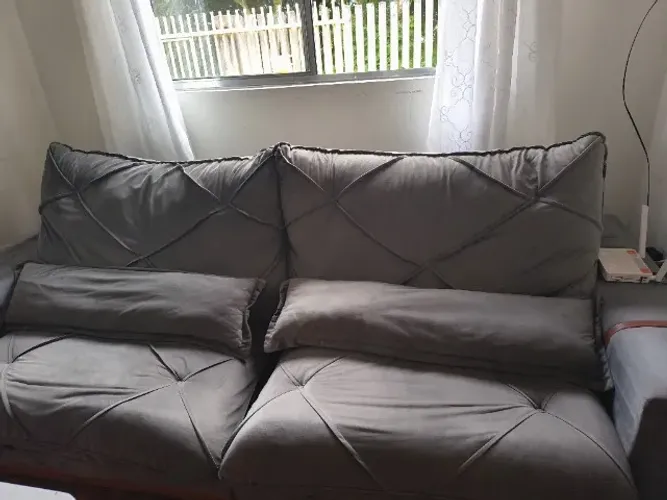 VENDO SOFÁ RETRÁTIL E RECLINÁVEL