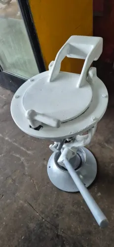 Vendo essa divisora de pães funcionando normal