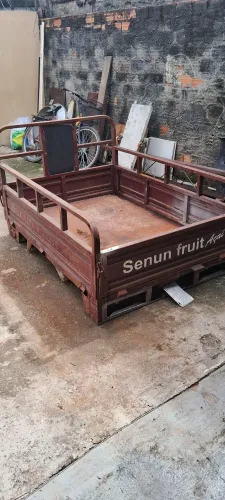 Carroceria do triciclo wuyang 200 