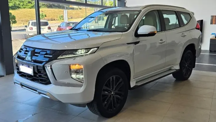 Mitsubishi Pajero Sport Legend 2.4 4X4 Diesel Aut. 2025