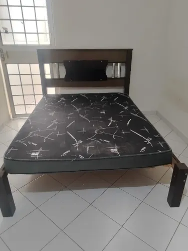 Cama com colchão