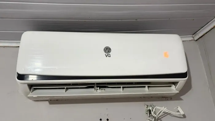 Ar condicionado VG 12 mil BTUs(funcionando)