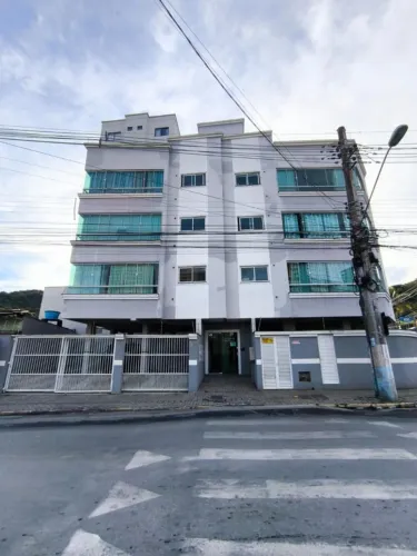 Apartamento à Venda no Morretes - Itapema (Ótima Localização)*