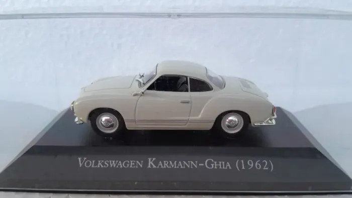 Miniatura Volkswagen Karmann Ghia (1962)