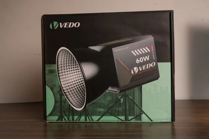 ? Vedo COB 60W com Bateria Interna ? R$ 300