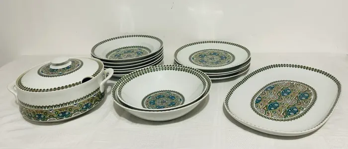 Lote Antigo Aparelho de Jantar Porcelana Real Anos 70 - 14 Peças - Estampa Geométrica