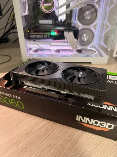 Placa de vídeo NVIDIA GeForce RTX 5060 8GB
