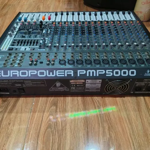 Mesa de som Behringer Europower PMP5000 (LEIA O ANÚNCIO)