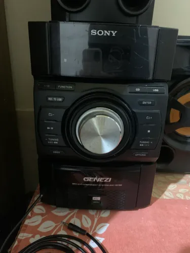 Vendo rádio da Sony genezi MHC-EC59