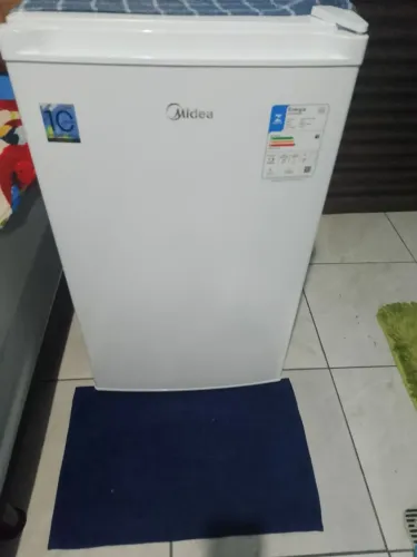 Frigobar novo