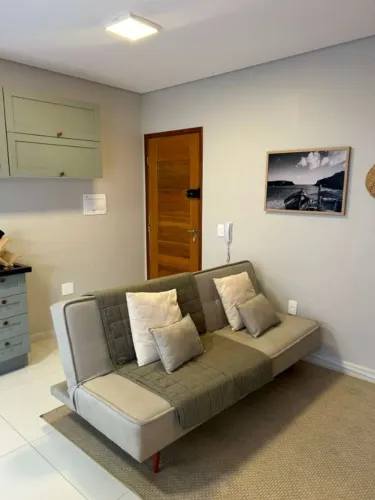 Studio mobiliado e decorado no Campeche - pronto para morar ou investir!