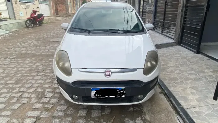 Fiat Punto Attractive 1.4 Fire Flex 8V 5P 2014