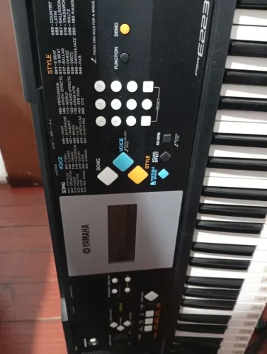 Teclado Yamaha