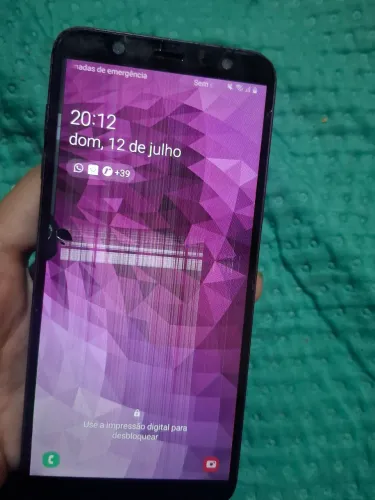 Samsung j8