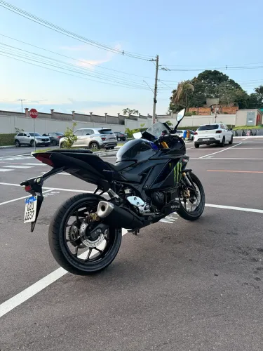 Yamaha R3 Monster