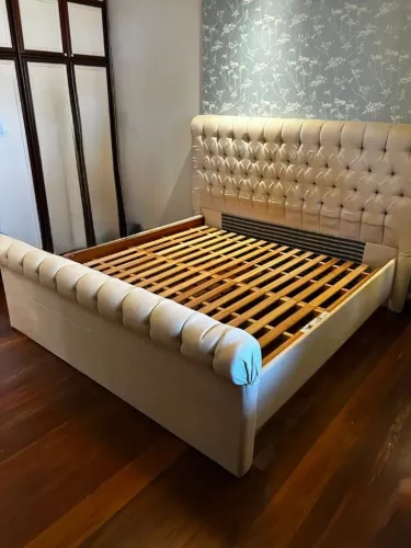 Cama King Captone Sierra