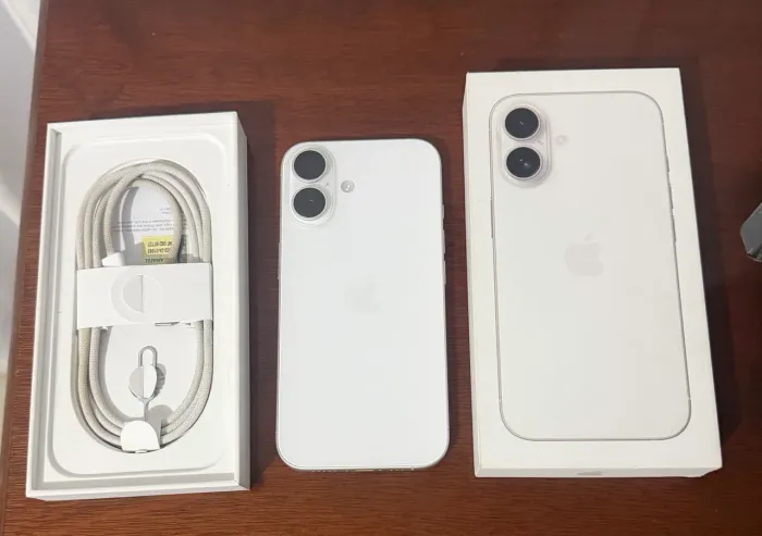 IPHONE 16