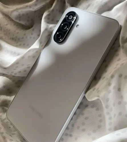 A17 5g cinza