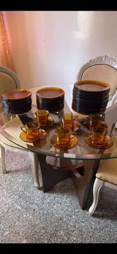 Vendo louças, pratos, pires e xicaras duralex âmbar