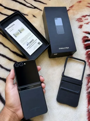 Vendo ou Troco Galaxy Z Flip5