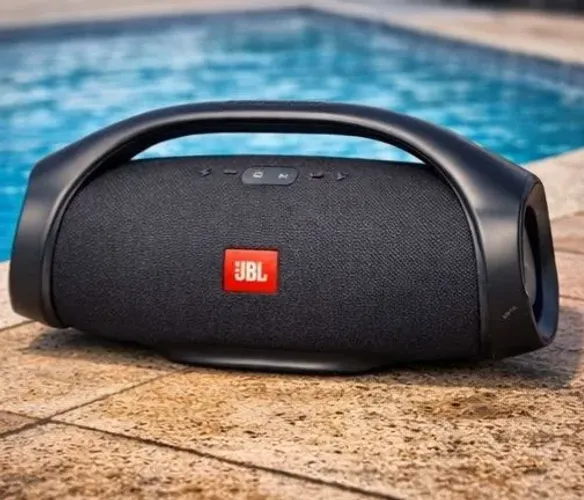 Jbl bombox 1 usada em bom estado bateria boa som top apenas R$1.300,00