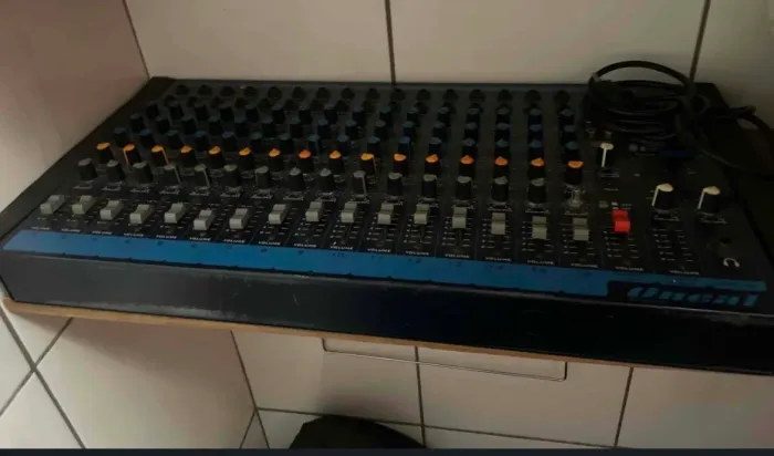 Mesa de som oneal 16 canais desapego