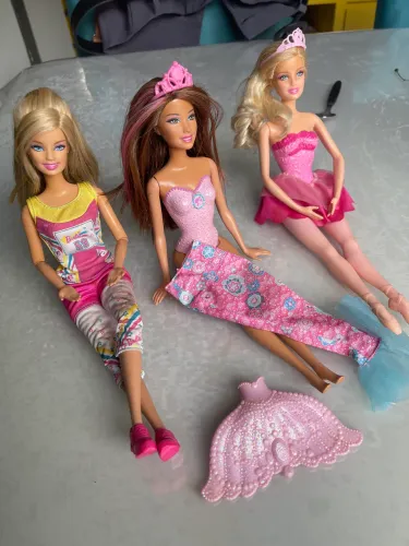 Lote de Barbies originais