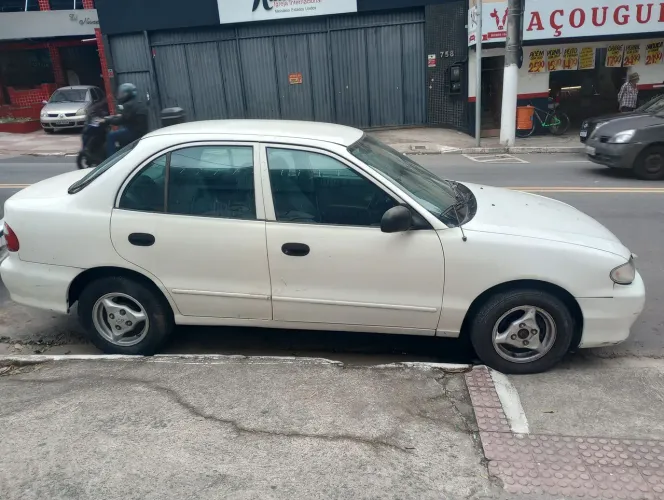 Hyundai Accent GLS 1.5 12v/16v Mec. 1998