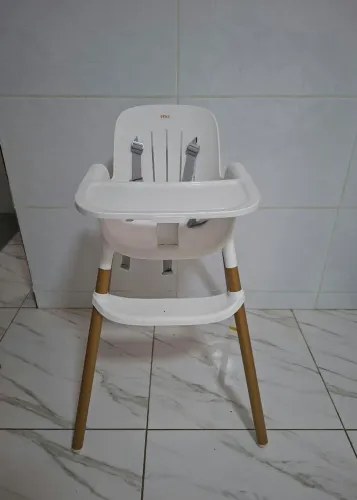 Cadeira de alimentação 