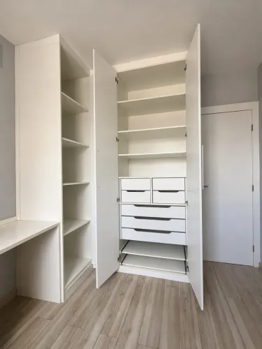 Guarda-roupa MDF