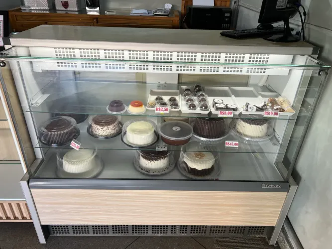 Freezer/Vitrine Expositora Refrigerada Gelopar