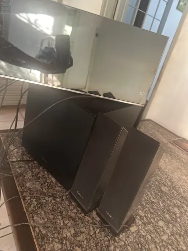 Vendo home theater 