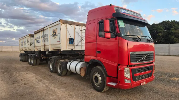 FH 480 6X4 2010