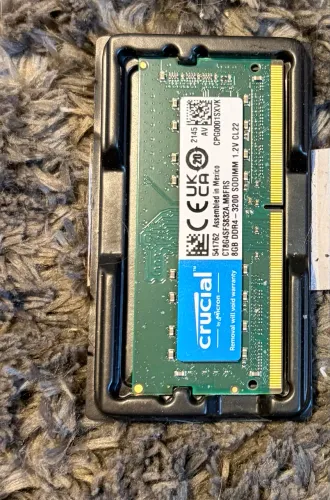 Memória 8Gb RAM Crucial DDR4 3200MHz Ótimo Estado
