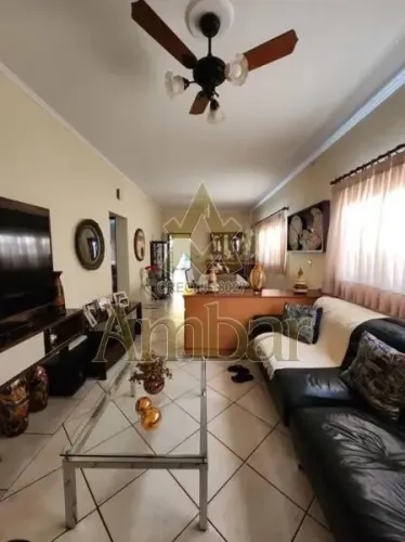 Venda de Casas / Padrão na cidade de SERTAOZINHO