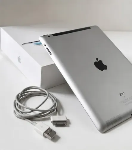 iPad 2 16GB Wi-Fi - Completo com Caixa Original + Cabo