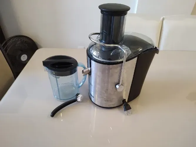 Juicer Centrífuga Black & Decker 127V Usado pouquíssimas vezes