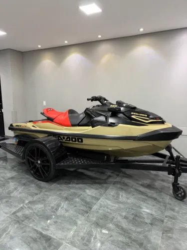 Jet ski seadoo 325 rxt X - Rs 2025 