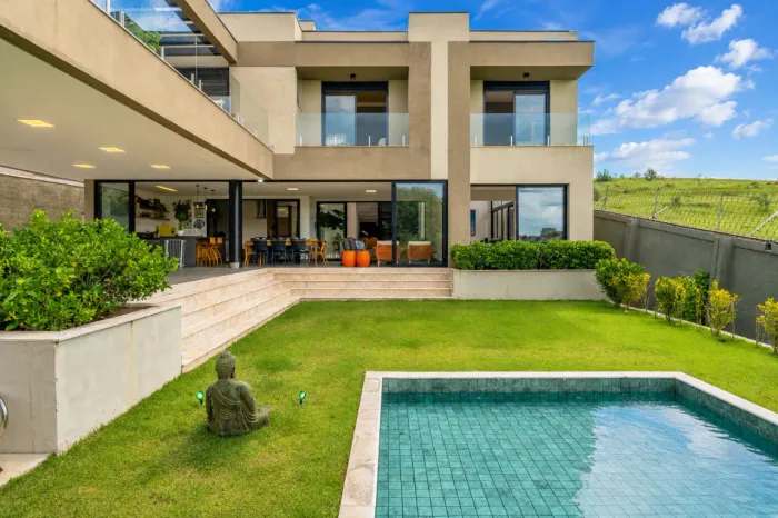 Casa no condomínio Residencial Jaguari para venda com 5 quartos, sendo 5 suítes, 454m²