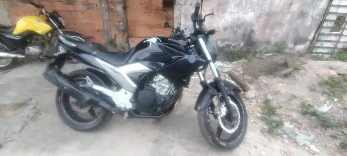 Fazer 250 cc
