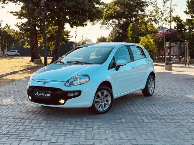 Fiat Punto Attractive 1.4 Fire Flex 8V 5P 2013