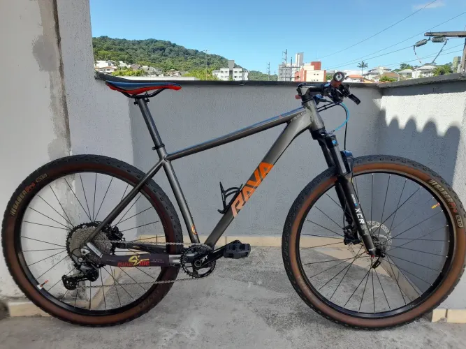 Bike Rava Cave