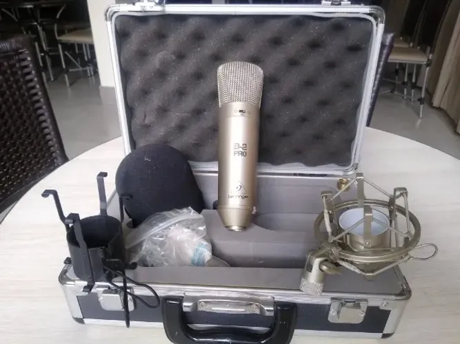 MICROFONE CONDENSADOR BEHRINGER B-2 PRO