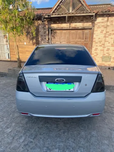 Ford Fiesta Sedan 1.0 8V Flex 4P 2014