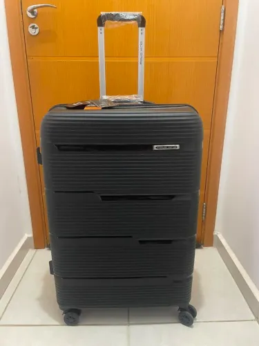 Mala de viagem King MF10452PK Tamanho 28 (Grande) Cor preta