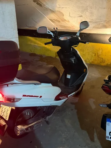 Suzuki Burgman 2012