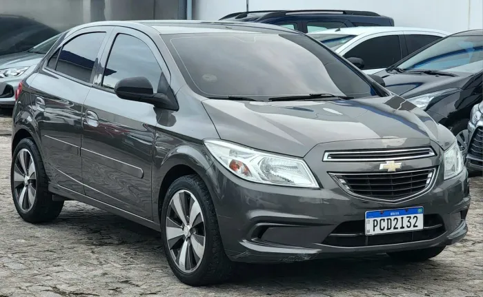 Chevrolet Onix Hatch LT 1.0 8V Flex Power Mec. 4P 2015