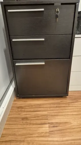 Escrivaninha com nicho e armário arquivo
